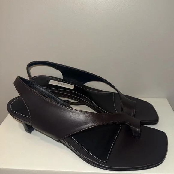 Toteme Sculptural Slingback Leather Sandals, 39, Pepper - Picture 7 of 15